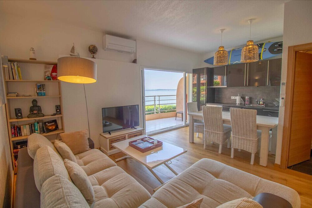 Photo of Livingroom in Le Trayas