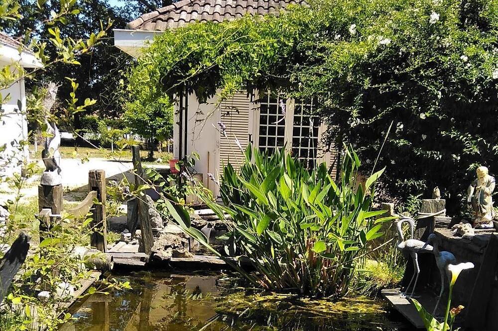 Photo of Outdoor in Saint-Vincent-de-Paul