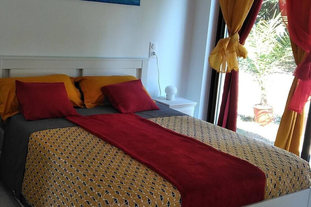 Photo of Bedroom in Saint-Vincent-de-Paul