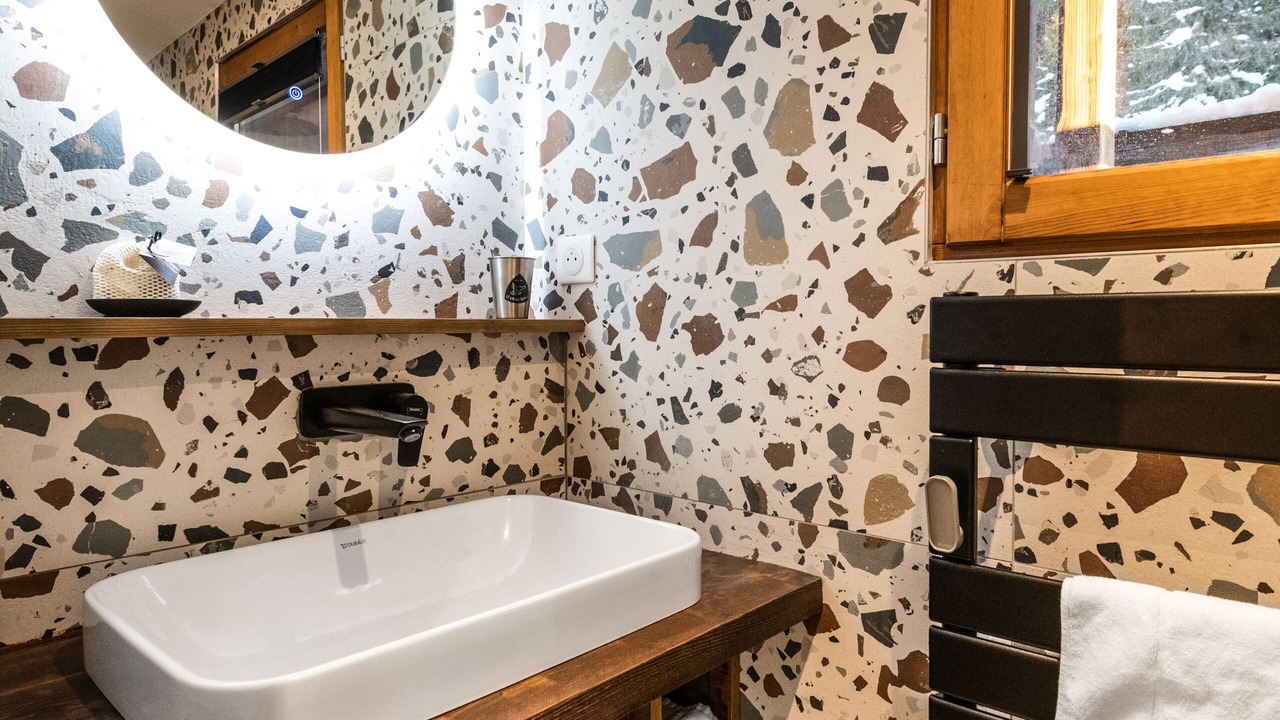 Photo of Bathroom in Arc-1600