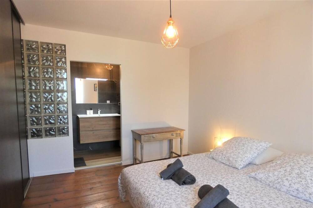 Photo of Bedroom in Saint-Lon-les-Mines