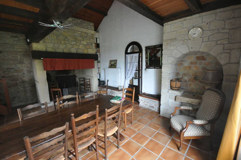 Photo of Livingroom in Terrasson-la-Villedieu
