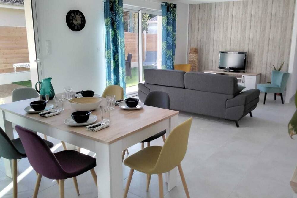 Photo of Livingroom in Les Mathes