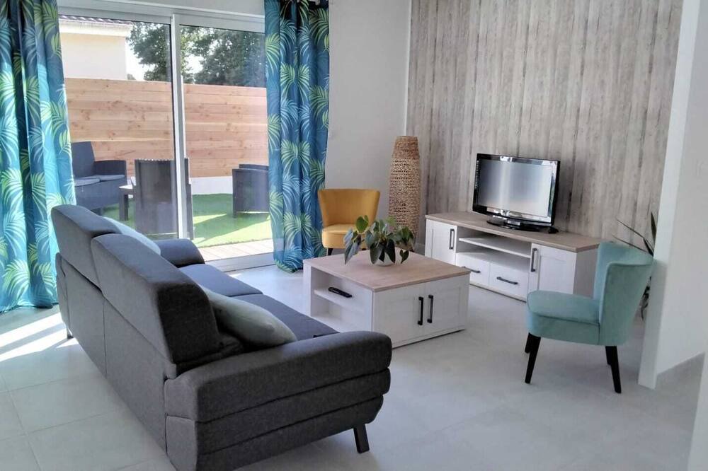 Photo of Livingroom in Les Mathes