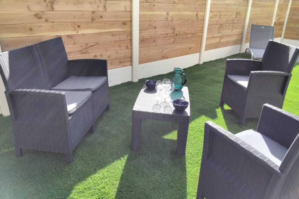 Photo of Patio Balcony in Les Mathes