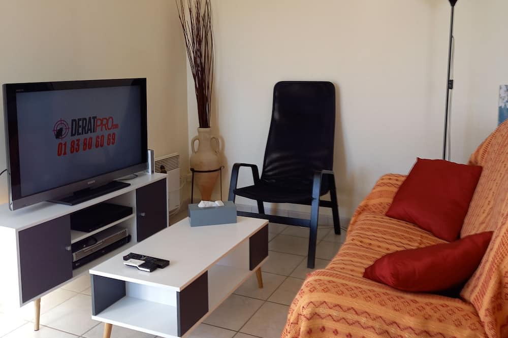 Photo of Livingroom in Jonzac