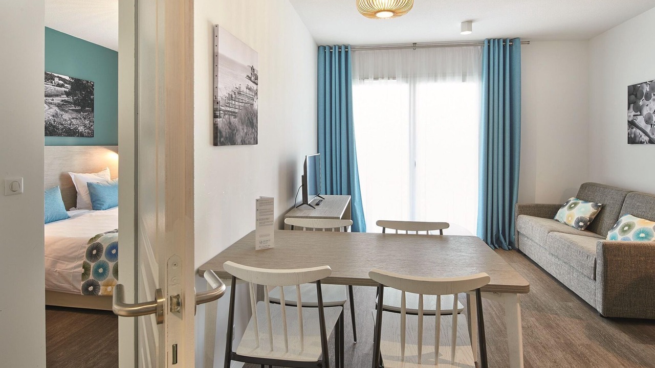Photo of Livingroom in Jonzac