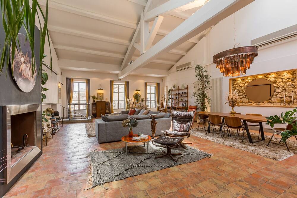 Photo of Livingroom in 6th Arrondissement