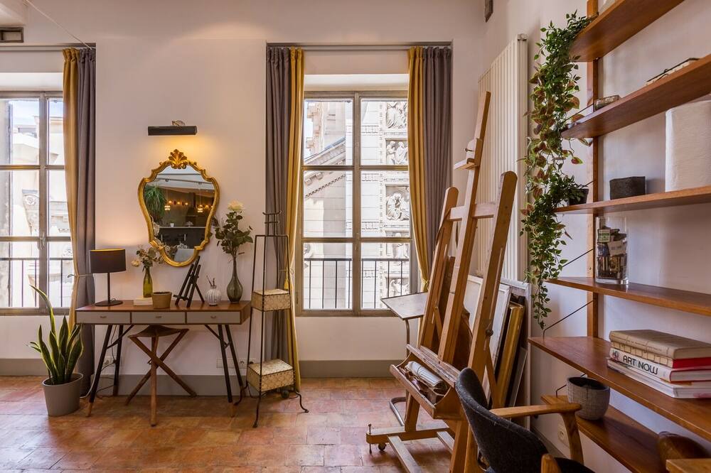 Photo of Livingroom in 6th Arrondissement