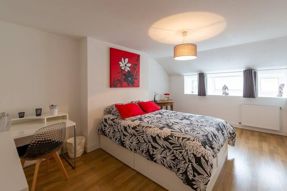 Photo of Bedroom in Bordeaux Golden Triangle