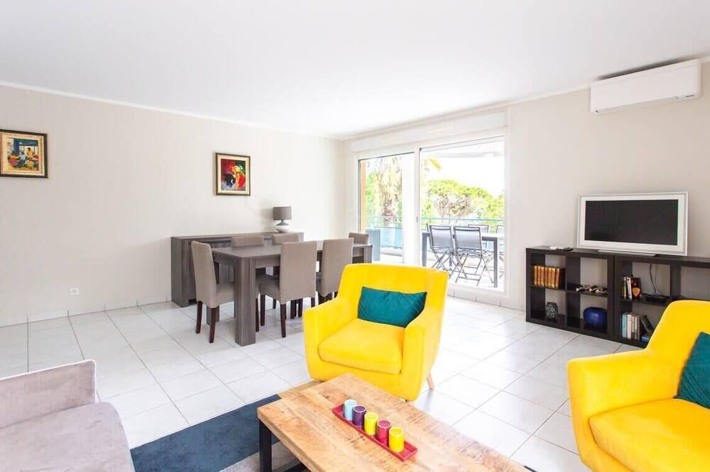 Photo of Livingroom in La Bocca Nord