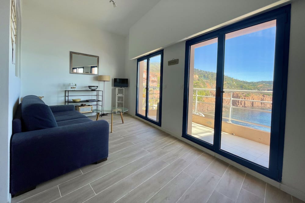 Photo of Livingroom in Le Trayas