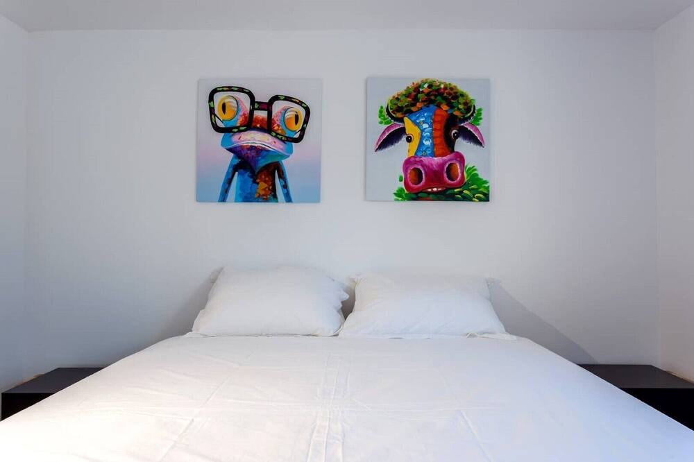 Photo of Bedroom in Cuers