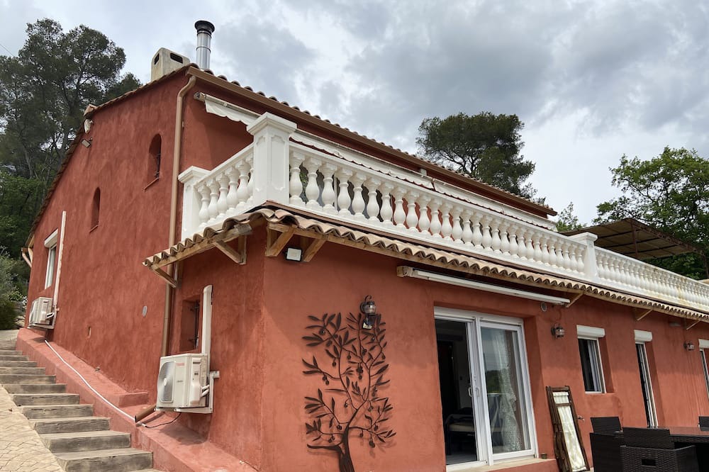 Photo of Outdoor in Roquefort-les-Pins