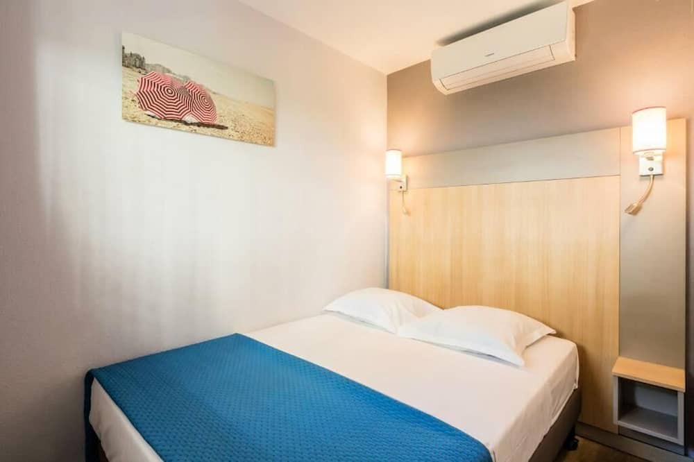 Photo of Bedroom in Villefranche-sur-Mer