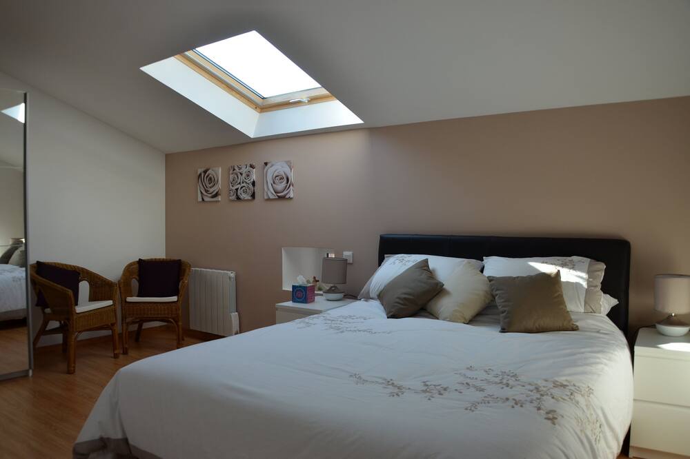 Photo of Bedroom in Saint-Seurin-de-Palenne