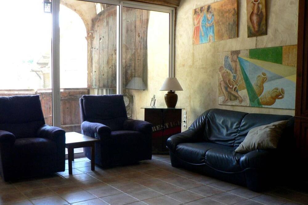 Photo of Livingroom in Ossages