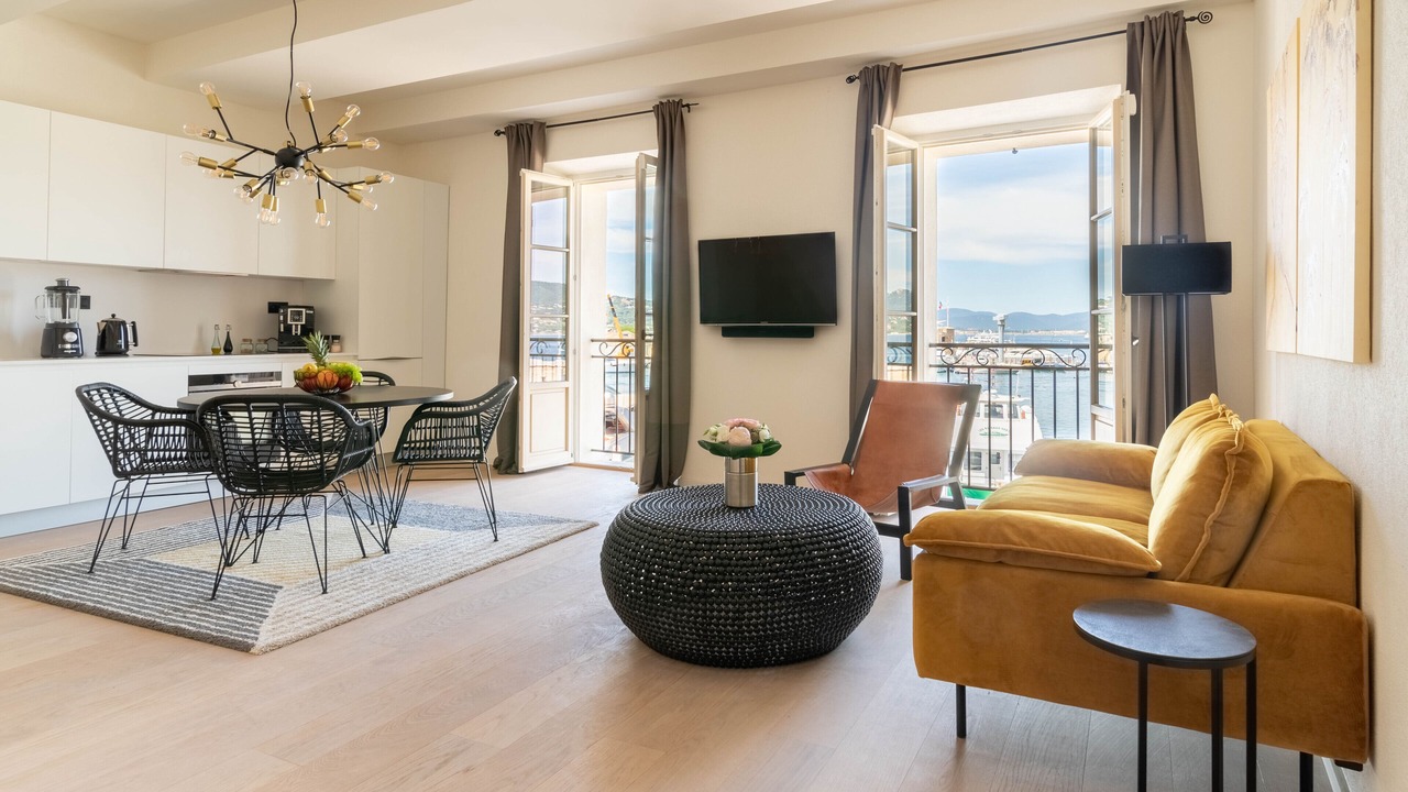 Photo of Livingroom in Old Town