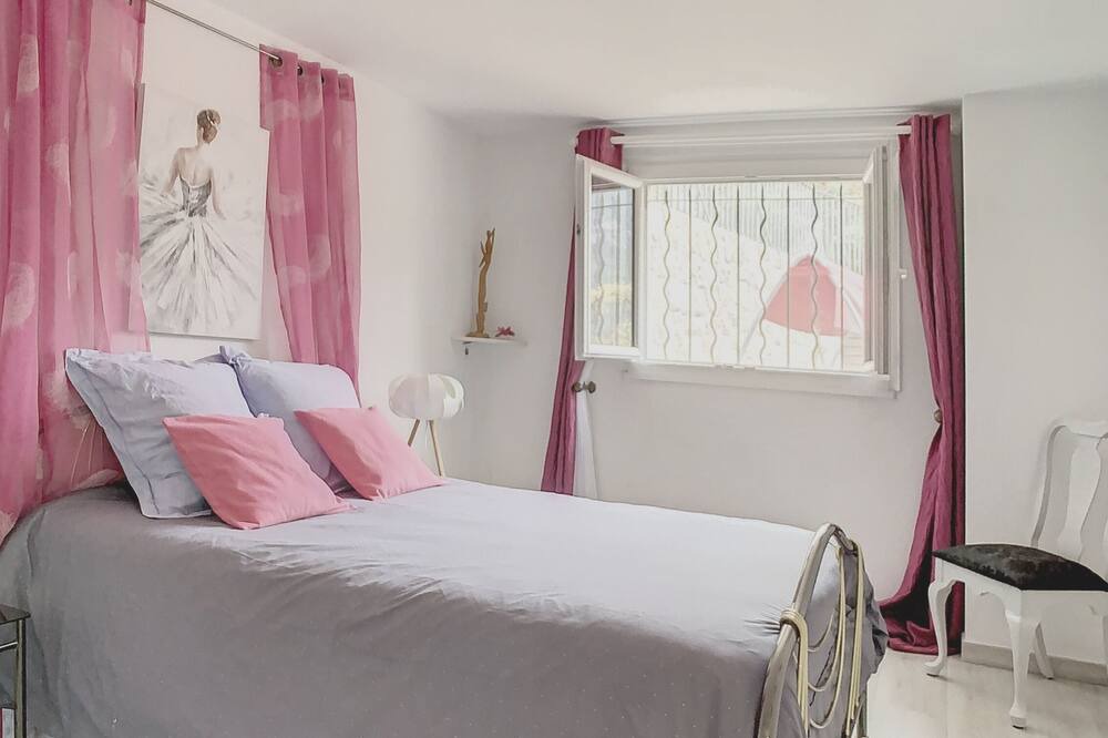 Photo of Bedroom in Le Bar-sur-Loup