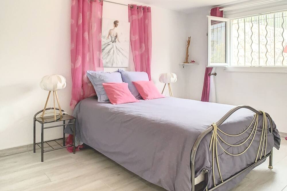 Photo of Bedroom in Le Bar-sur-Loup