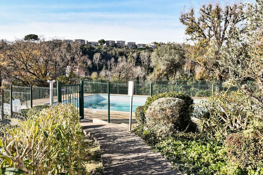 Photo of Outdoor in Bastide Giraud