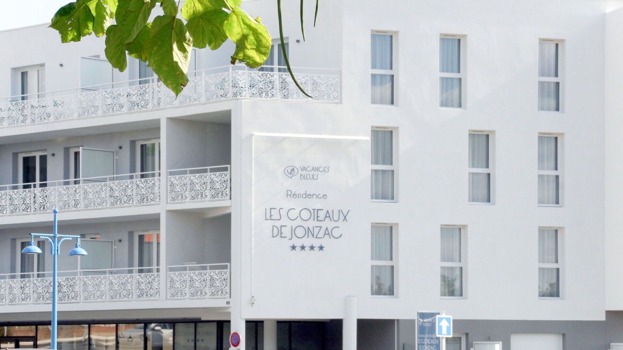Photo of Buildings in Jonzac