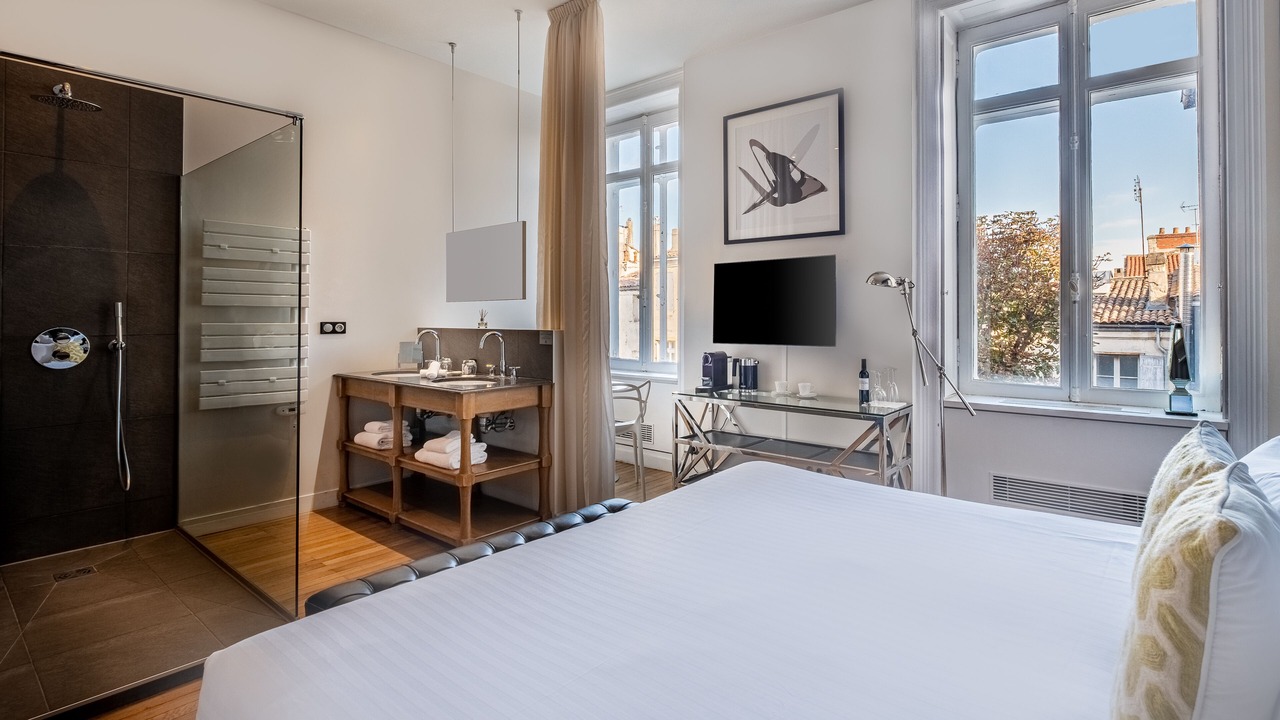 Photo of Bedroom in Bordeaux City Centre