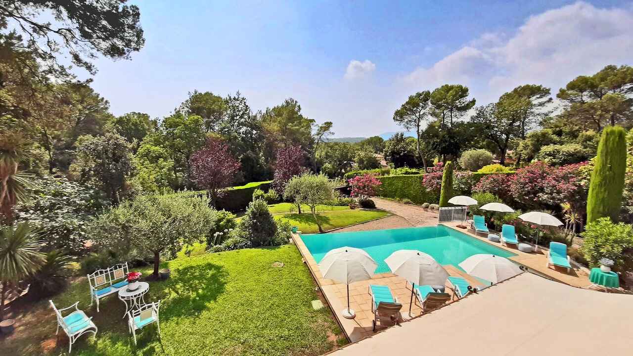Photo of Outdoor in Roquefort-les-Pins