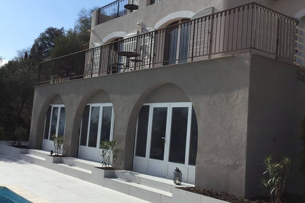 Photo of Outdoor in Cabris