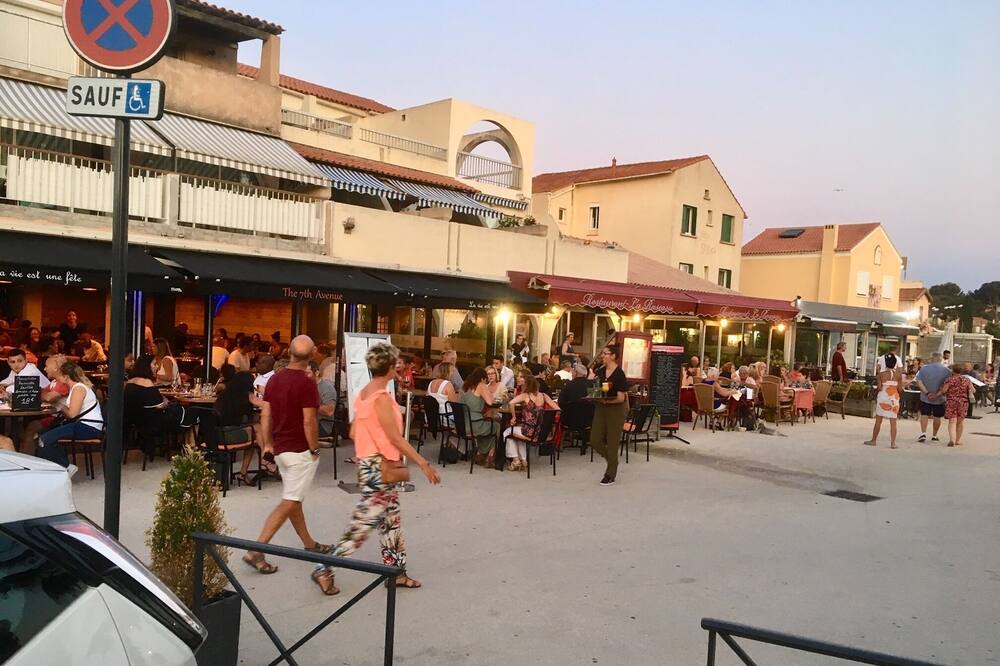 Photo of Others in Les Sablettes