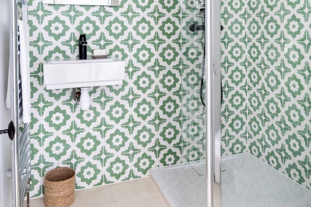 Photo of Bathroom in Saint-Jean-de-Marsacq