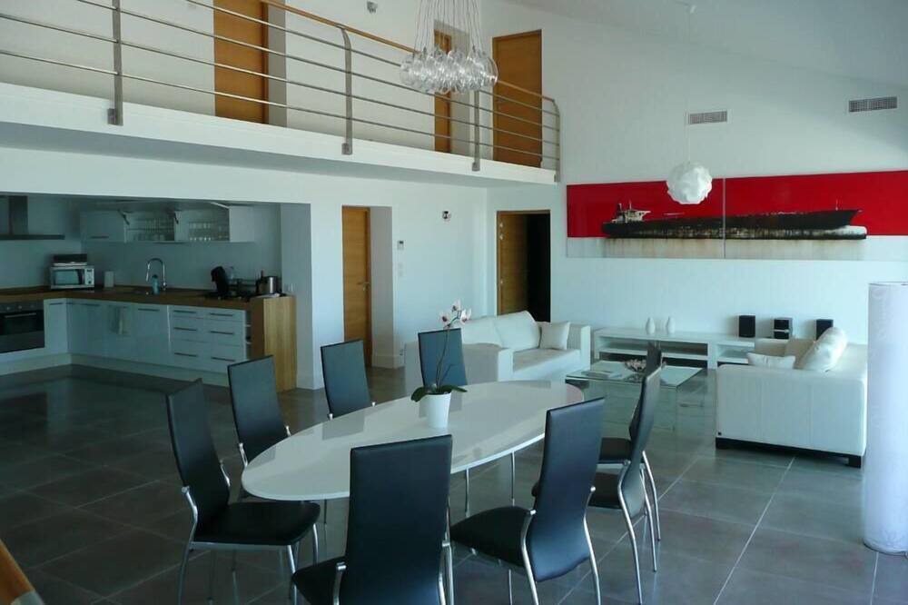 Photo of Livingroom in Hyeres