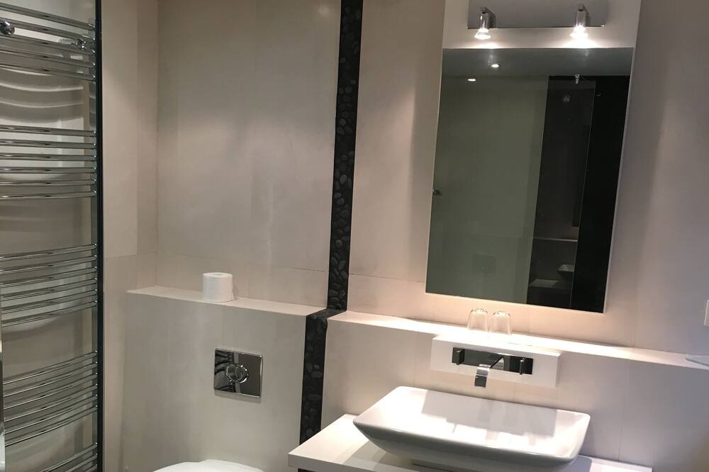 Photo of Bathroom in Hyeres