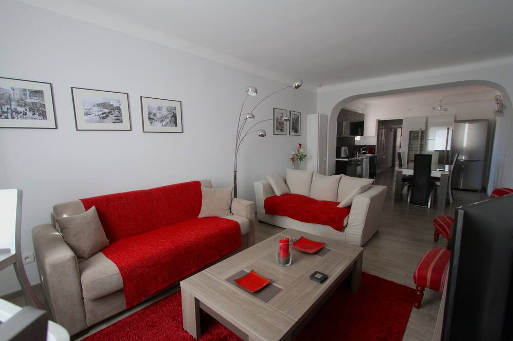 Photo of Livingroom in Saint-Tropez City Centre