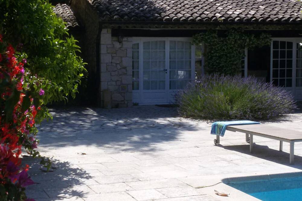 Photo of Others in Le Rouret