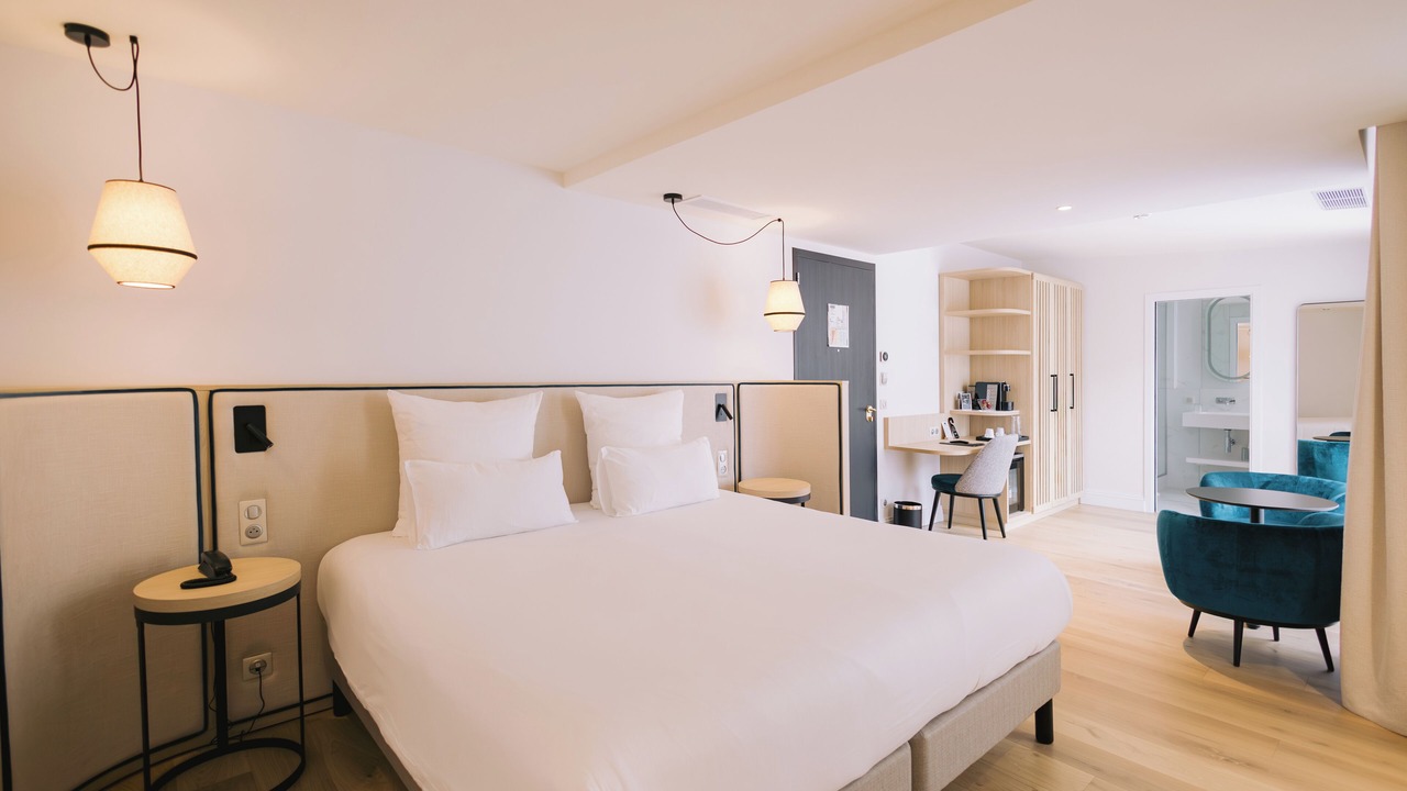 Photo of Bedroom in Hotel de Ville - Quinconces