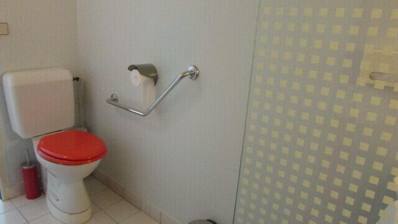 Photo of Bathroom in Barbezieux-Saint-Hilaire