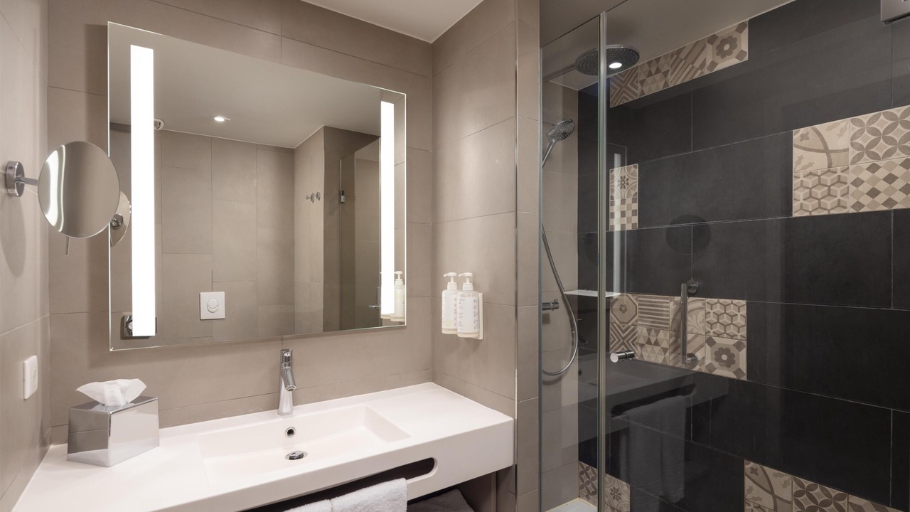 Photo of Bathroom in Saint Jean Station District