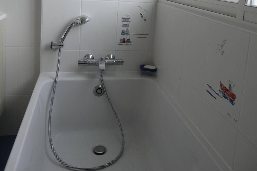 Photo of Bathroom in Arvert
