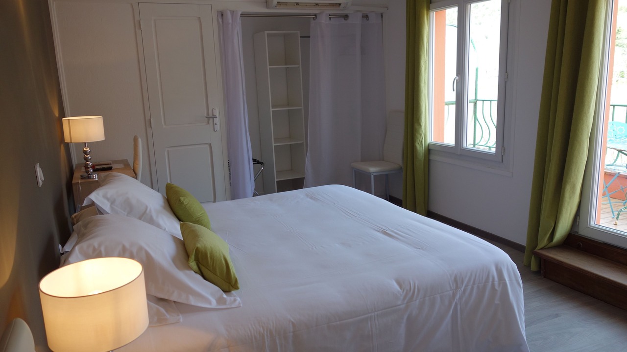 Photo of Bedroom in Saint-Vallier-de-Thiey