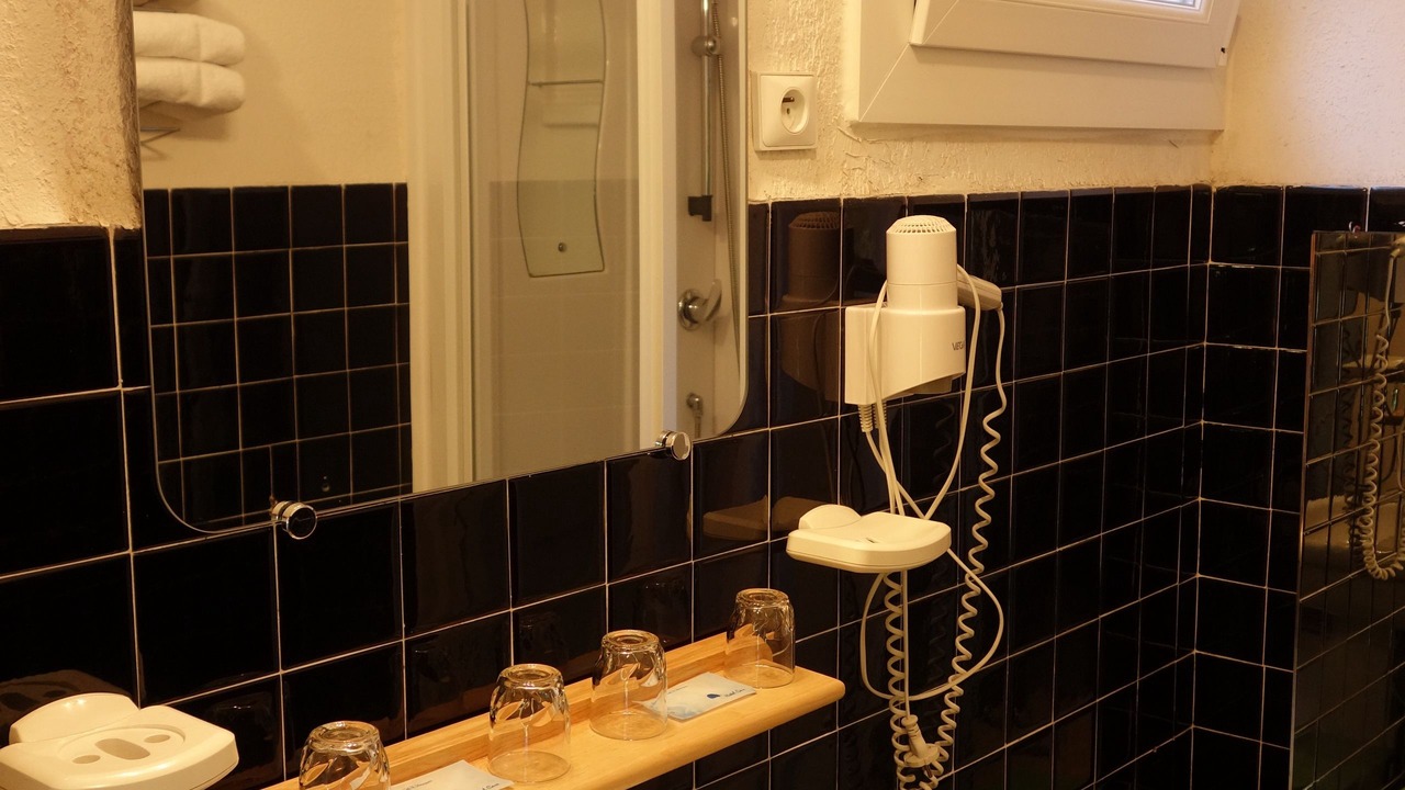 Photo of Bathroom in Saint-Vallier-de-Thiey