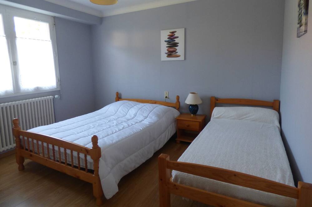 Photo of Bedroom in Saint-Gilles-Croix-de-Vie