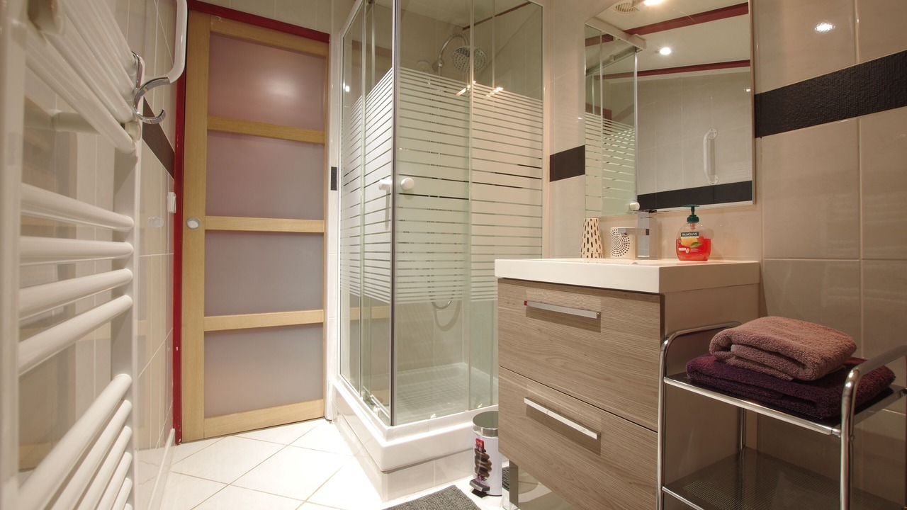 Photo of Bathroom in Saint-Paul