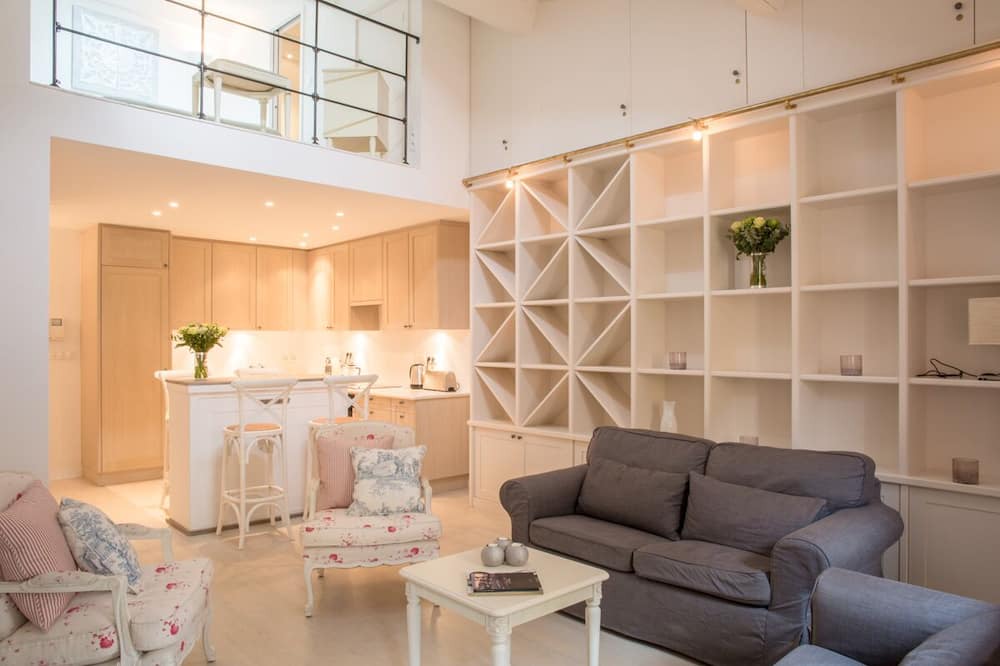 Photo of Livingroom in Old Town