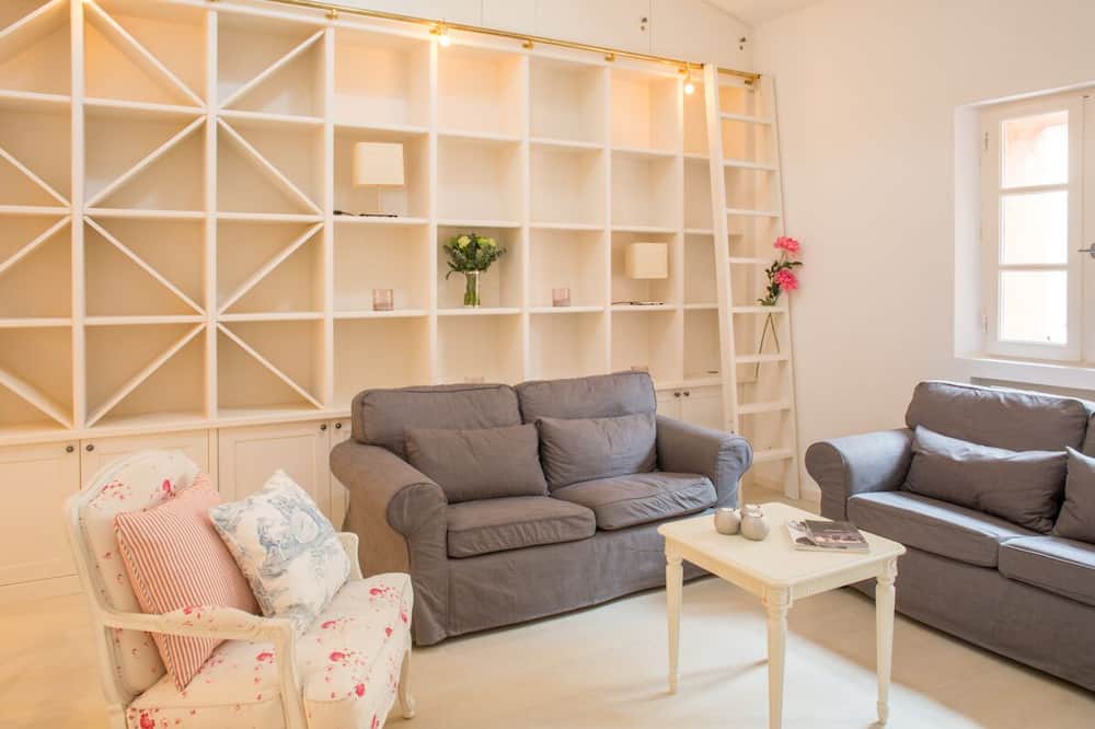 Photo of Livingroom in Old Town
