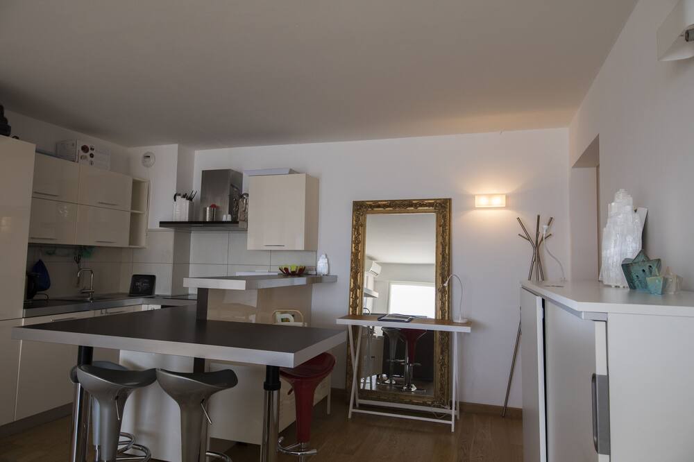 Photo of Kitchen in Le Trayas