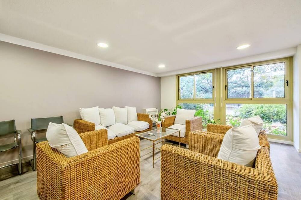 Photo of Livingroom in Sainte-Maxime City Centre