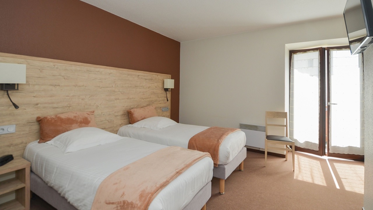 Photo of Bedroom in Saint-Jean-de-Maurienne