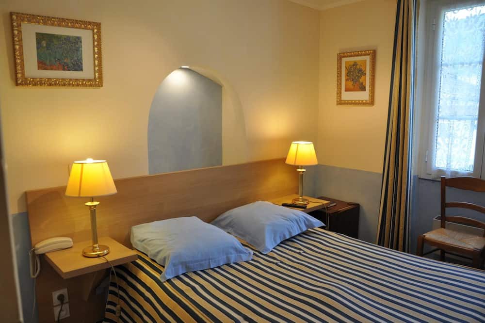 Photo of Bedroom in Saint-Vallier-de-Thiey