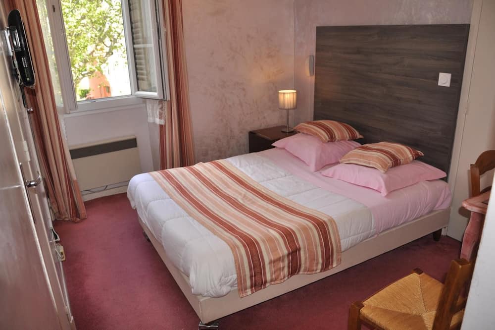 Photo of Bedroom in Saint-Vallier-de-Thiey